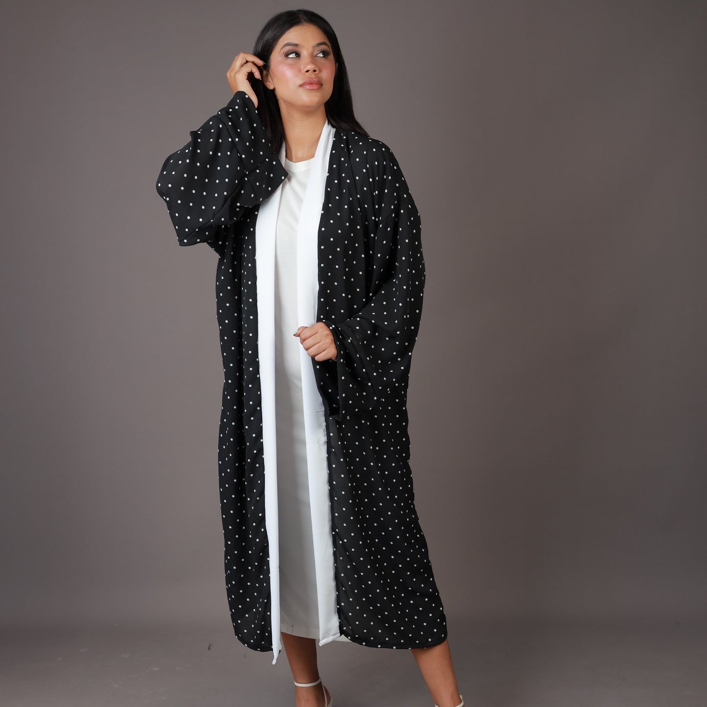 Kimono Long Noir à Pois Blancs