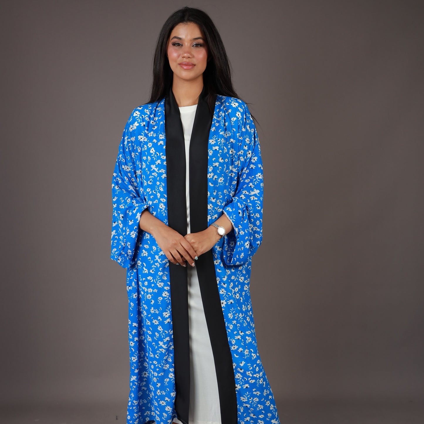 Kimono Long Bleu Royal à Motifs Floraux