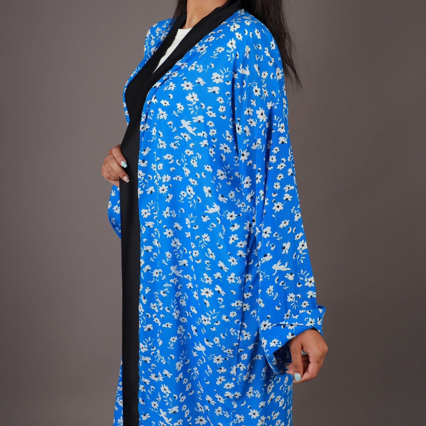 Kimono Long Bleu Royal à Motifs Floraux