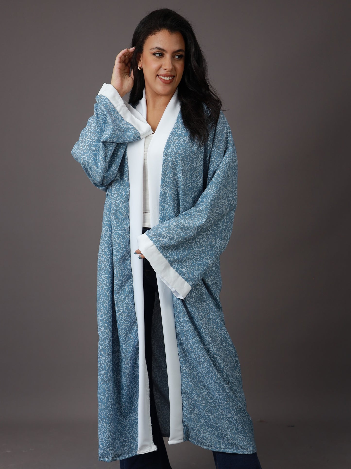 Kimono Bleu Céleste à Motifs Feuillus