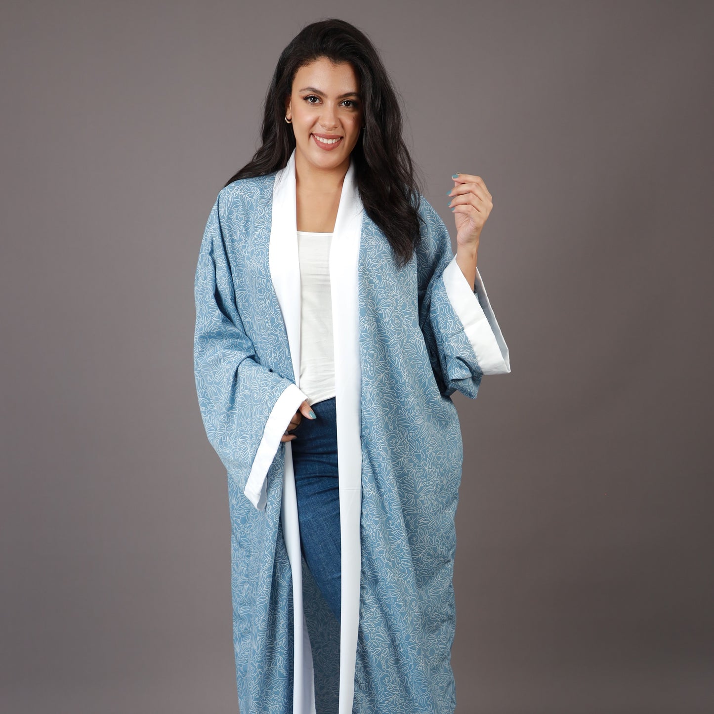 Kimono Bleu Céleste à Motifs Feuillus