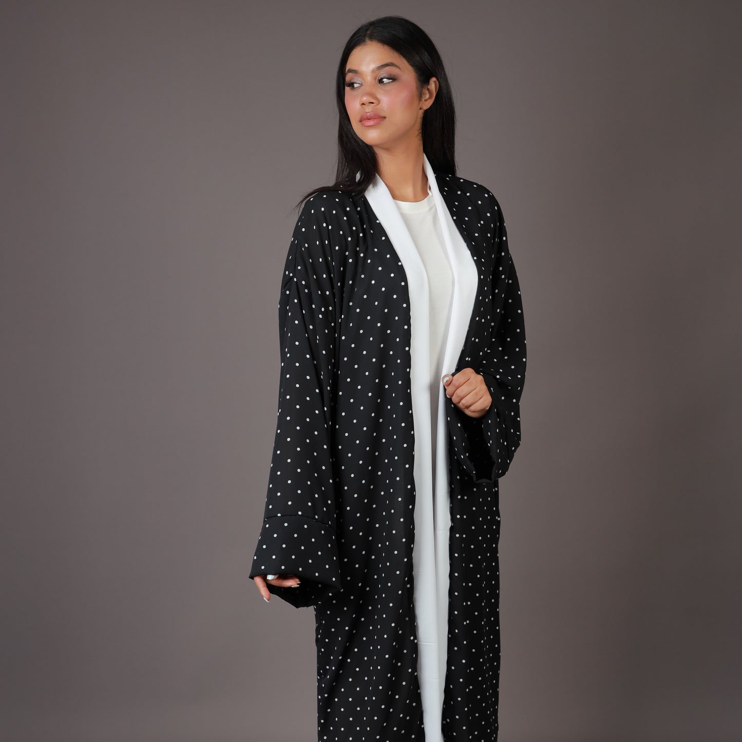 Kimono Long Noir à Pois Blancs