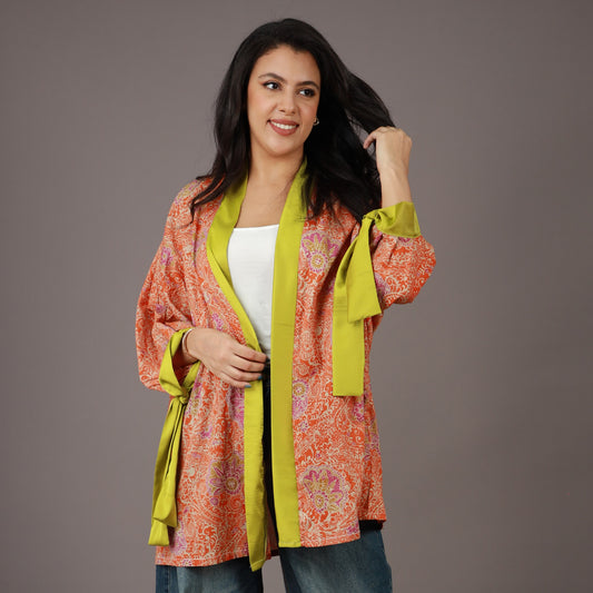 Kimono Court Orange Imprimé Floral et Bordures Vertes