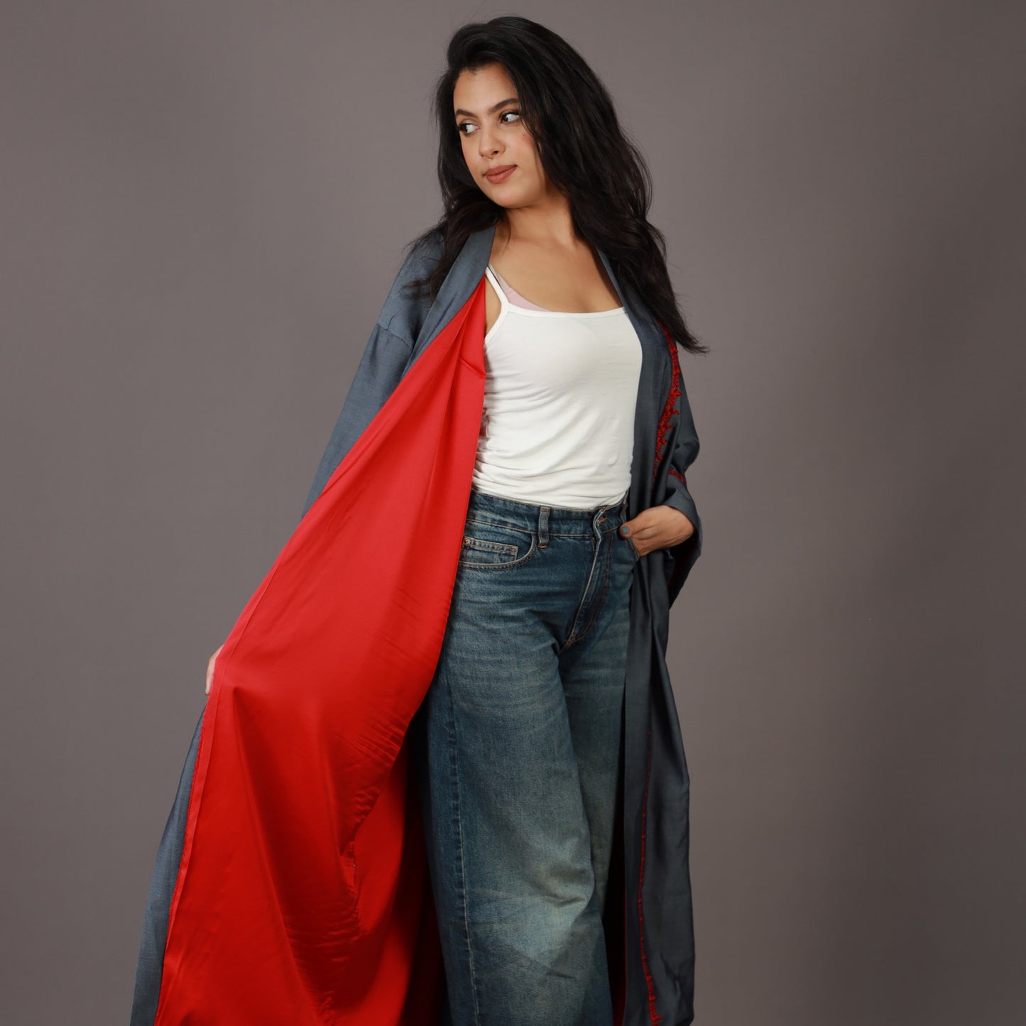 Kimono Long en Jean Gris Fumé avec ZWAK LAMAÂLAM et Doublure Rouge