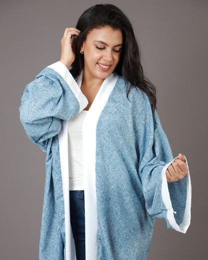 Kimono Bleu Céleste à Motifs Feuillus